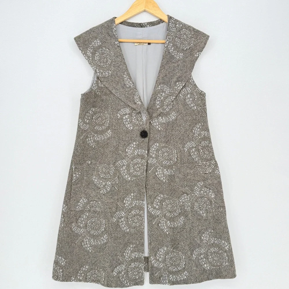 Chalet et Ceci Longline Vest Womens Small Grey Floral Lagenlook Art to Wear
